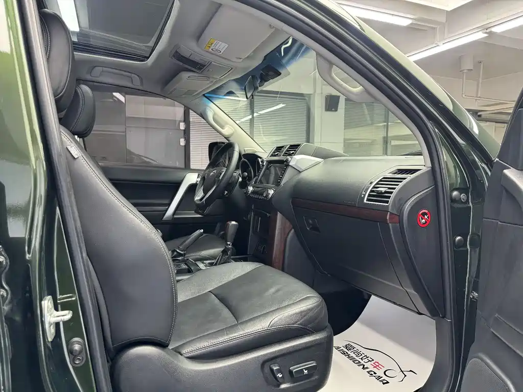 Toyota Prado 2017 — фото 12