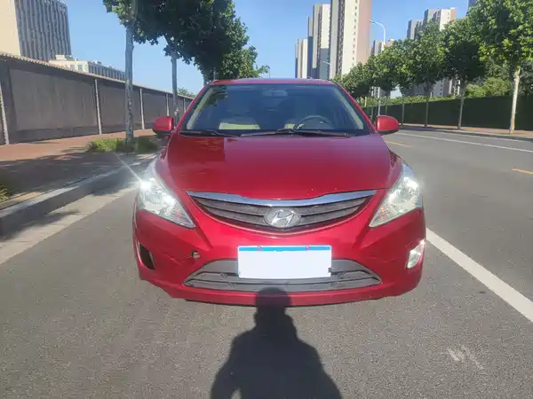 Hyundai Accent 2010