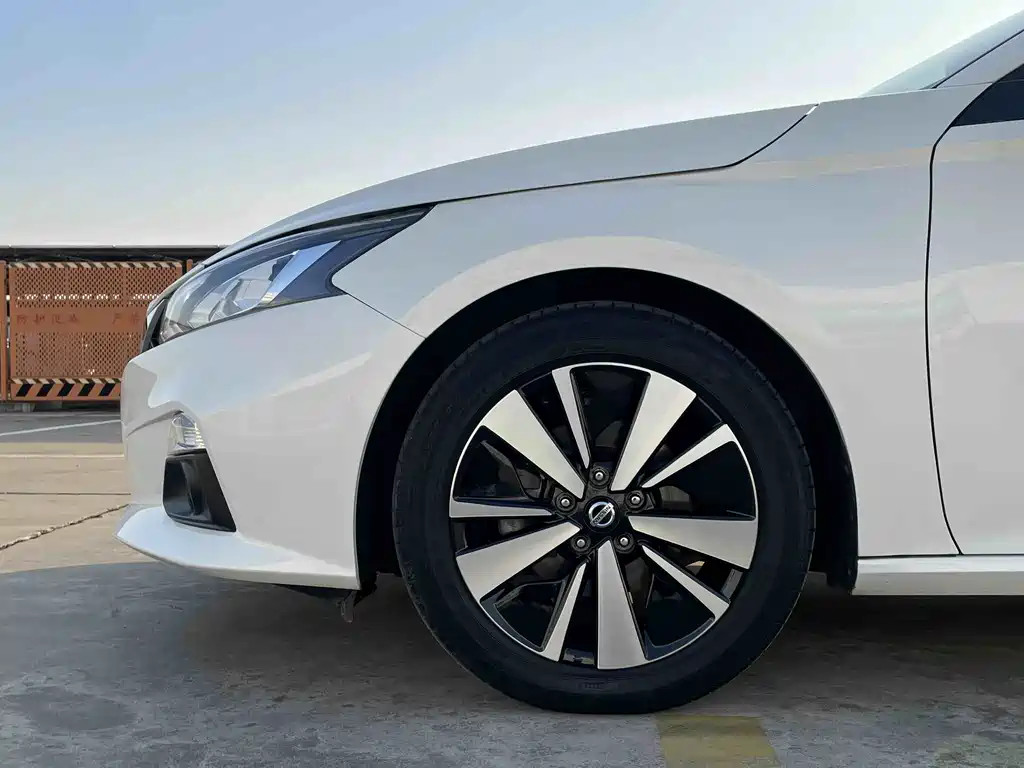 Nissan Teana 2020 — фото 10