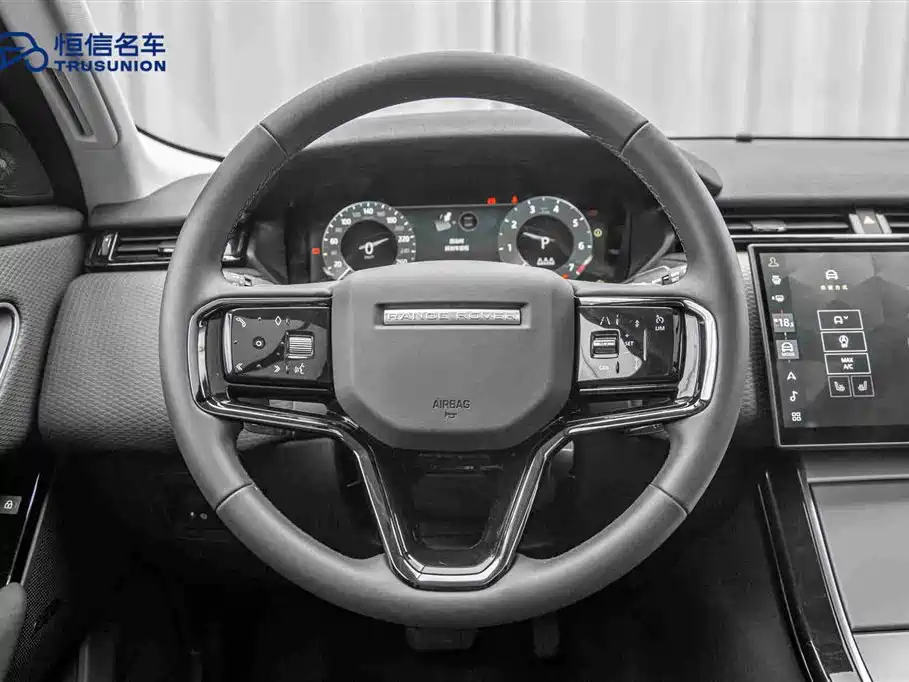 Land Rover Velar 2024 — фото 17