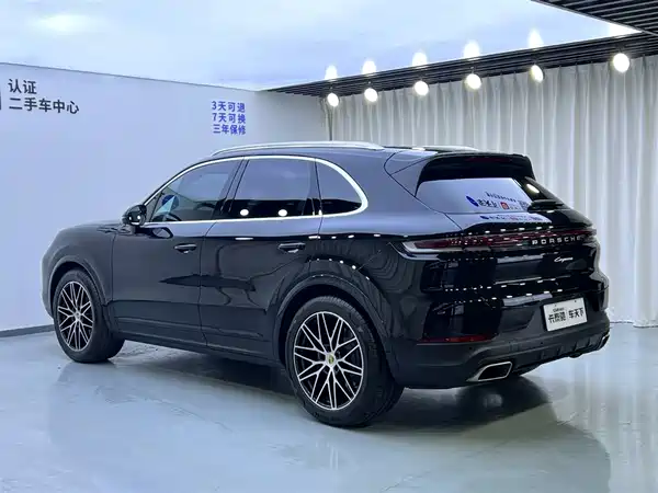 Porsche Cayenne 2024