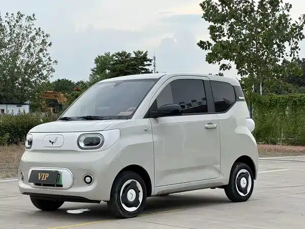 Wuling Hongguang MINIEV 2025