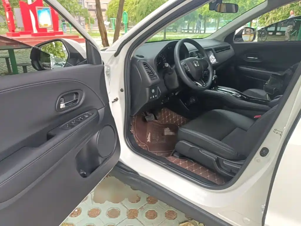 Honda Vezel 2021 — фото 16