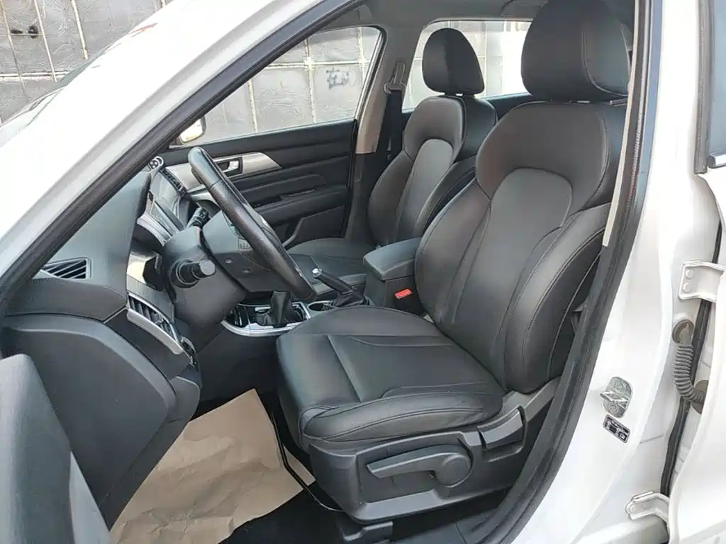 Haval H2 2017 — фото 15