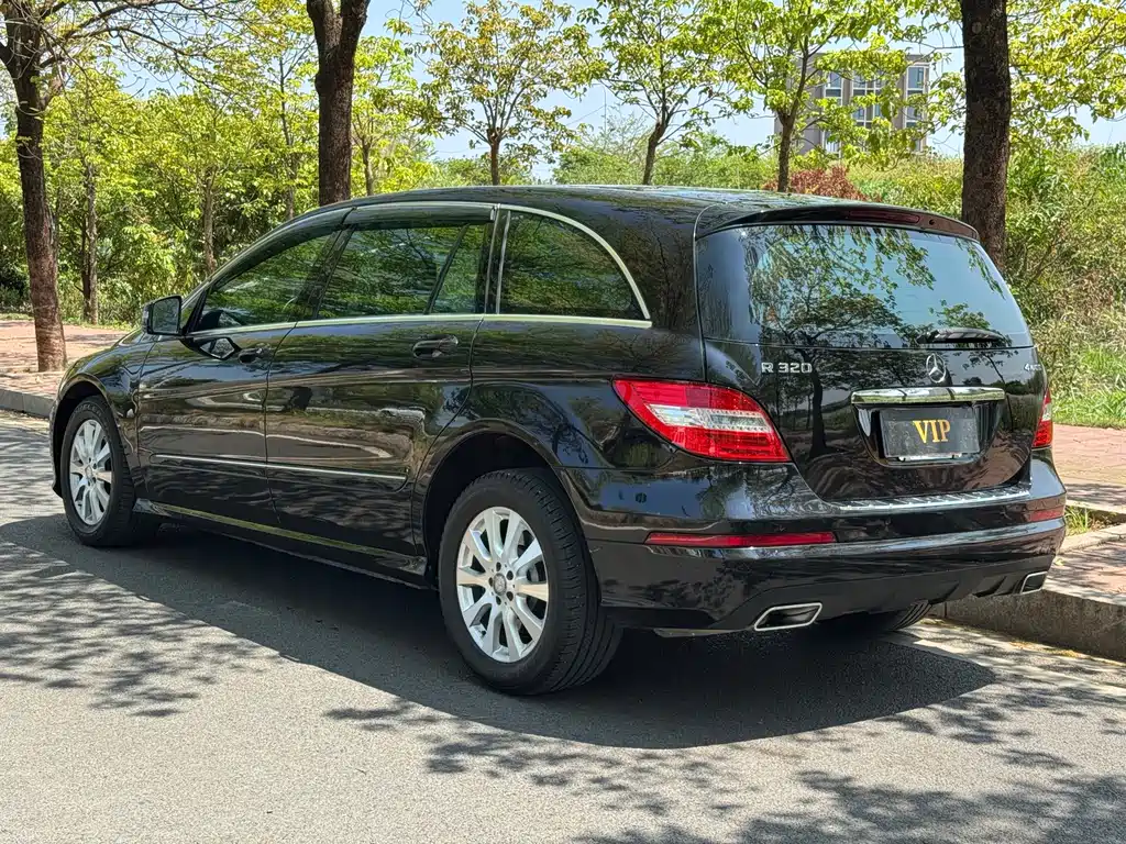 Mercedes-Benz R-Class 2015 — фото 4