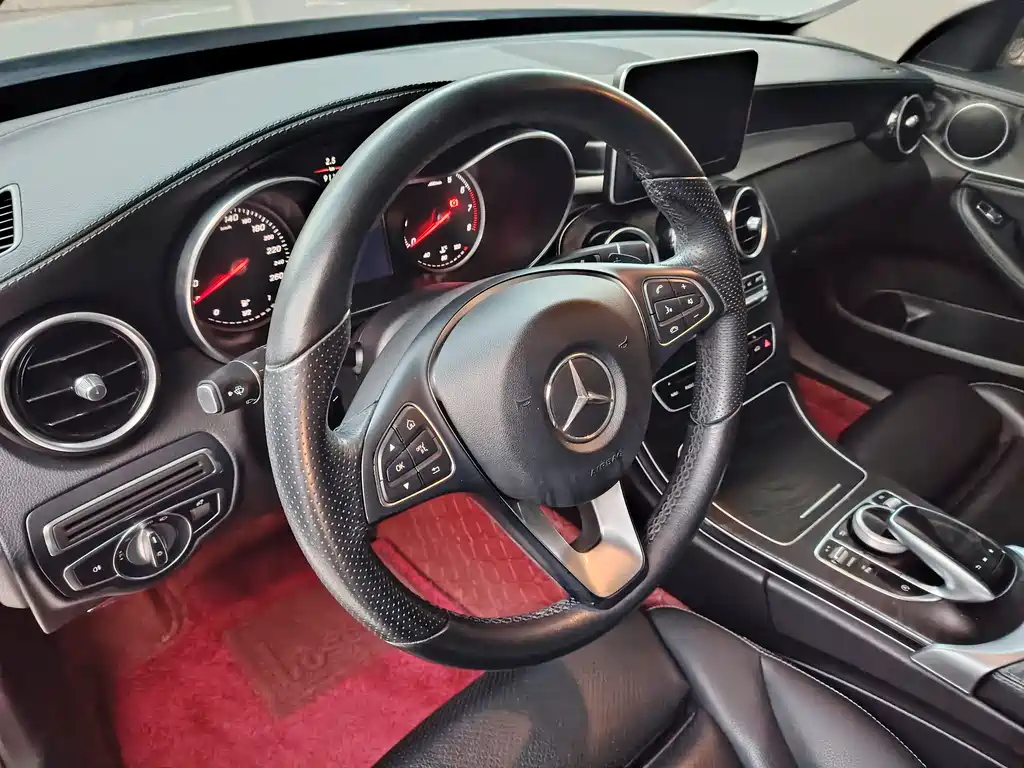 Mercedes-Benz C-Class 2018 — фото 7