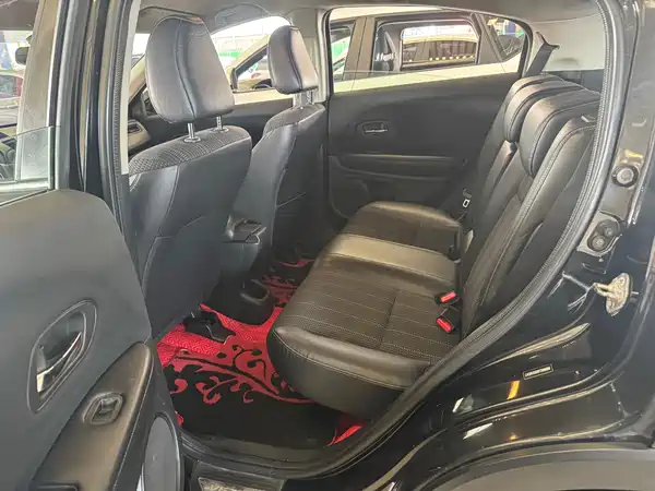 Honda Vezel 2015