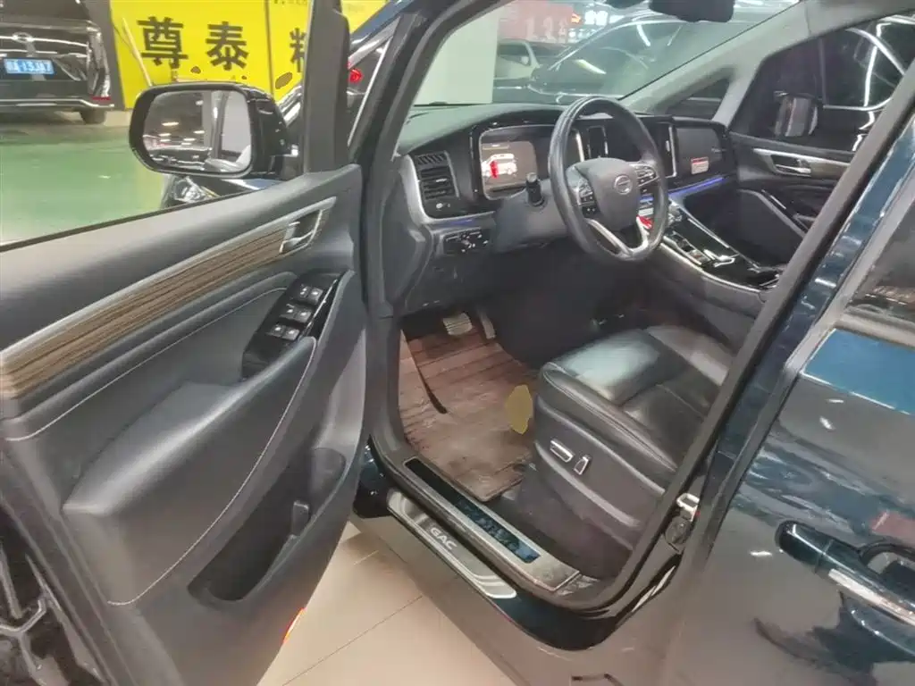 GAC Motor Trumpchi M8 2023 — фото 16