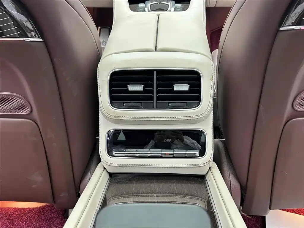 Mercedes-Benz GLS 2024 — фото 11