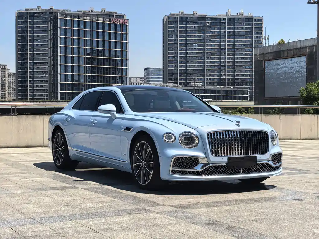 Bentley Flying Spur 2023 — фото 3