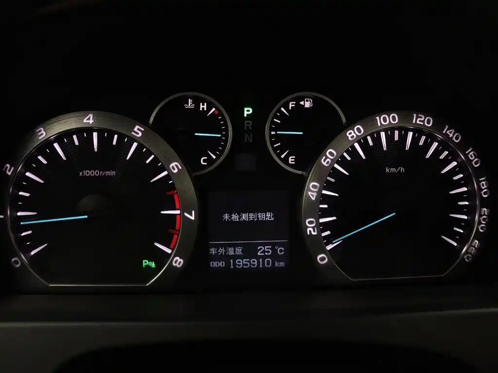 Toyota Alphard 2015 — фото 29