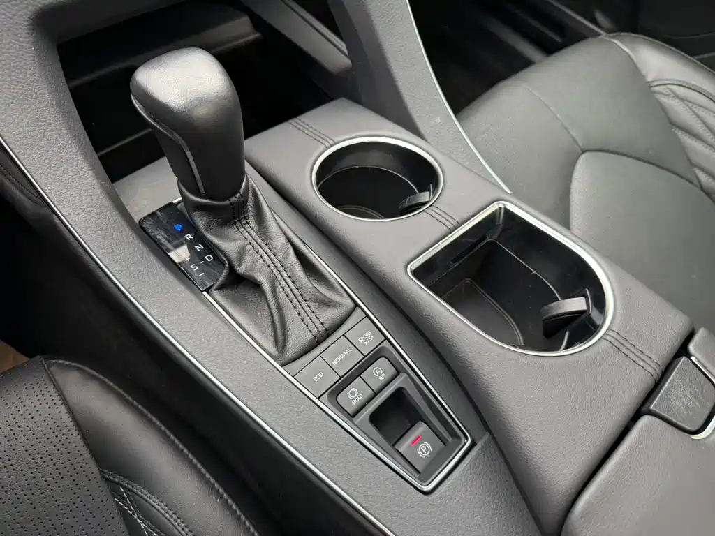 Toyota Avalon 2019 — фото 13
