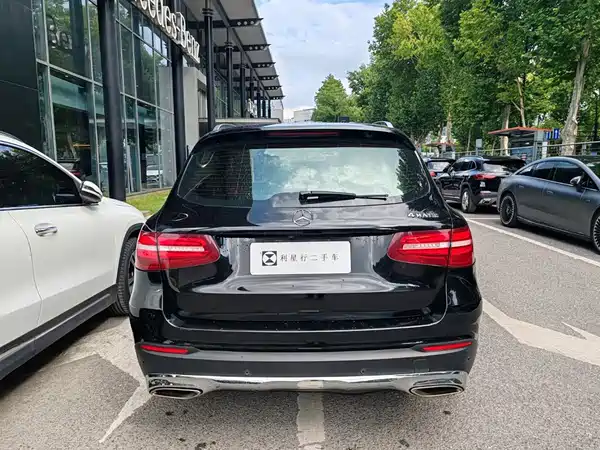 Mercedes-Benz GLC 2016