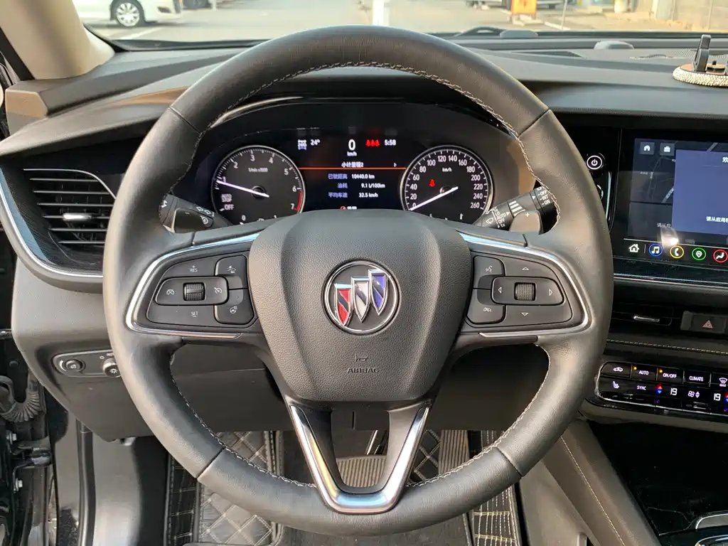Buick Envision Plus 2023 — фото 8