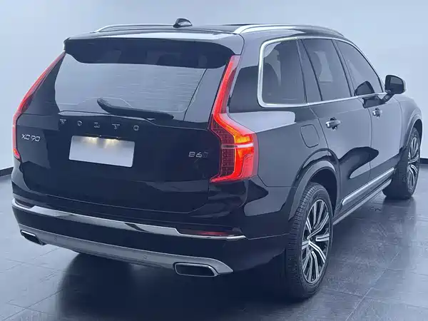 Volvo XC90 2019