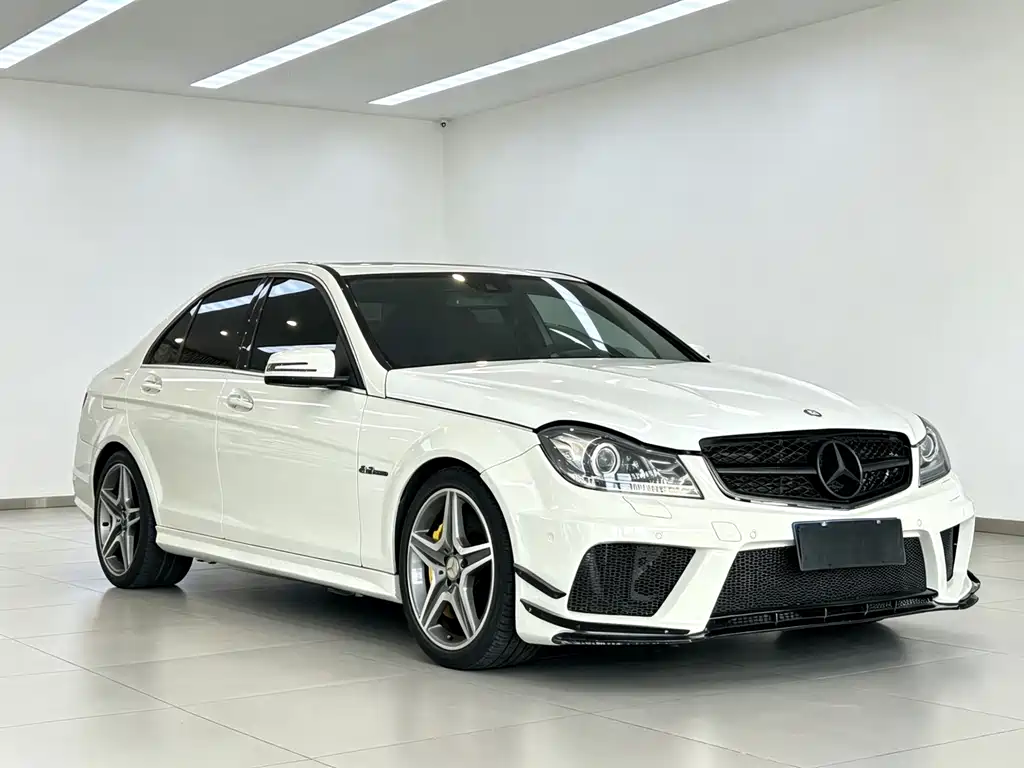 Mercedes-Benz C-Class AMG 2012 — фото 2