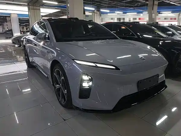 NIO ET5T 2025