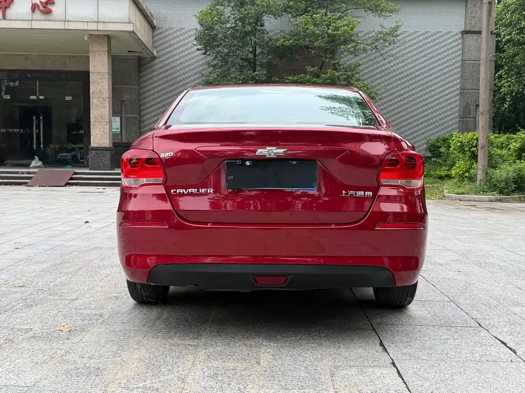 Chevrolet Cavalier 2018 — фото 15