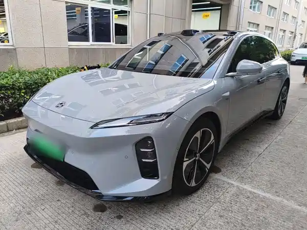 NIO ET5T 2025