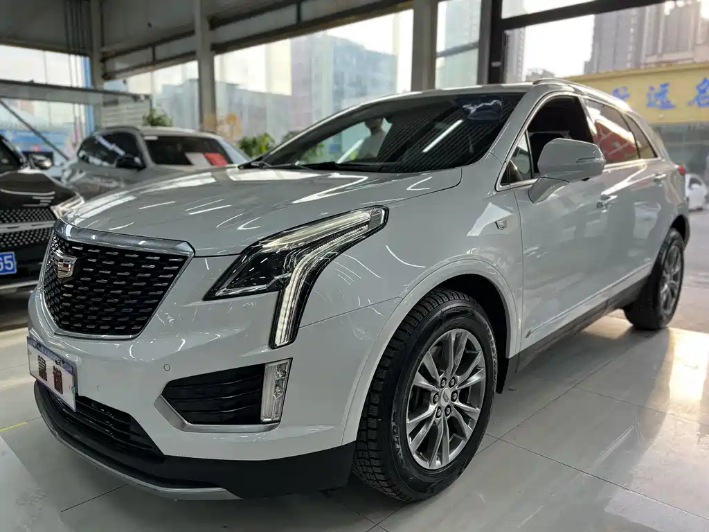 Cadillac XT5 2019 — фото 1