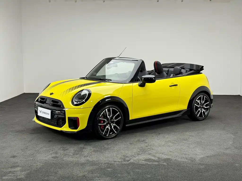 MINI JCW 2025 — фото 2