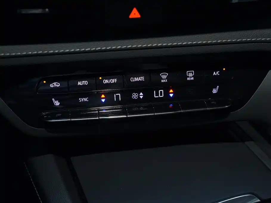 Buick Envision Plus 2023 — фото 21