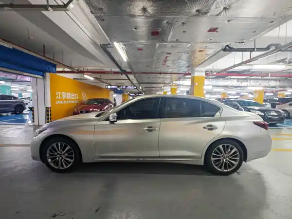 Infiniti Q50L 2018