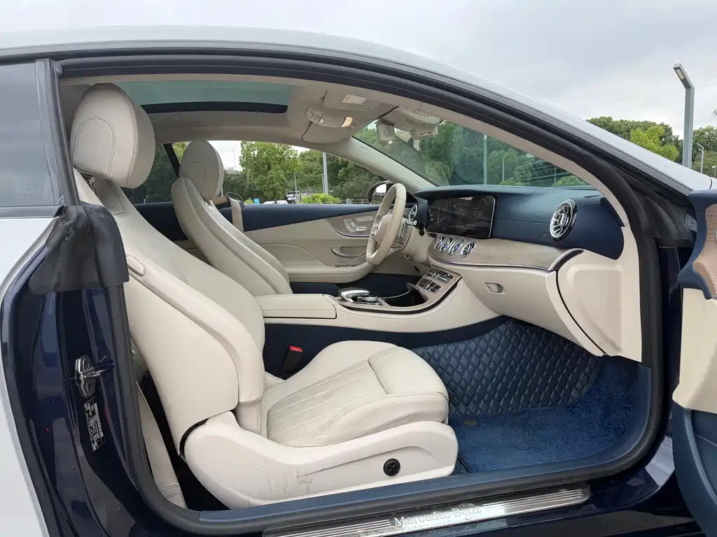 Mercedes-Benz E-Class 2018 — фото 14