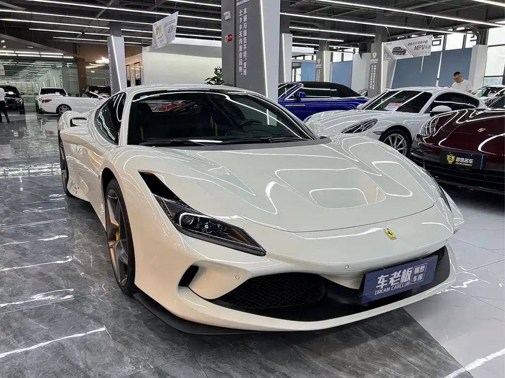Ferrari F8 2023 — фото 3
