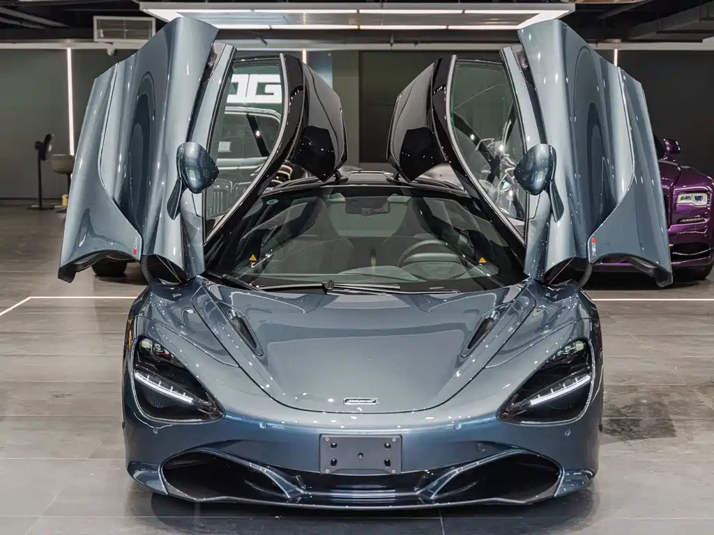 McLaren 720S 2019 — фото 2