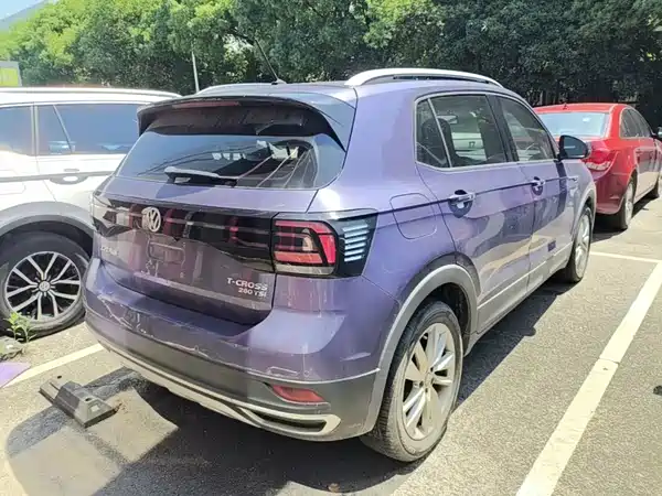 Volkswagen T-Cross 2019