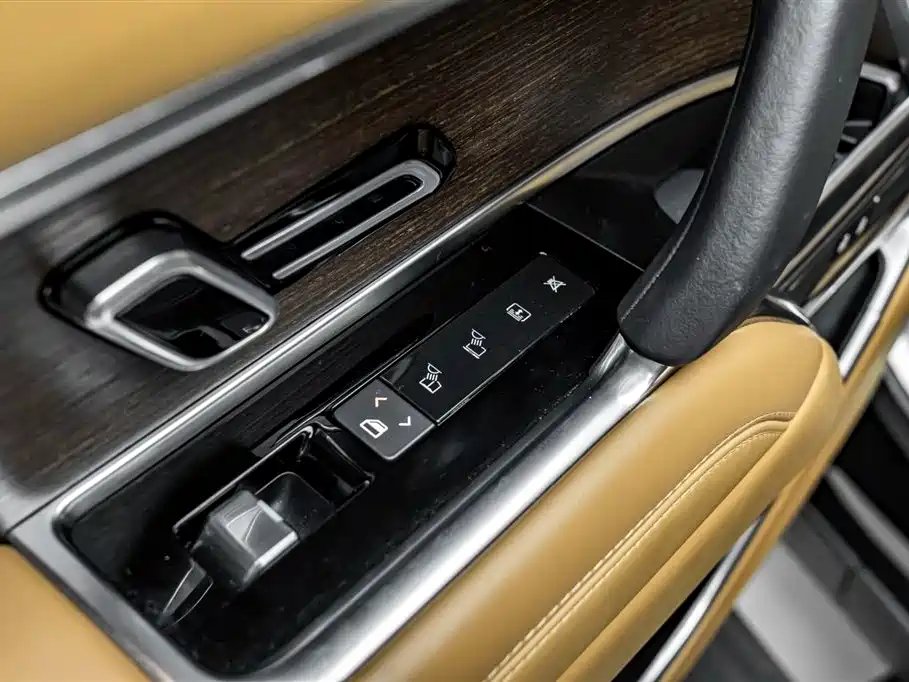 Land Rover Range Rover 2022 — фото 16