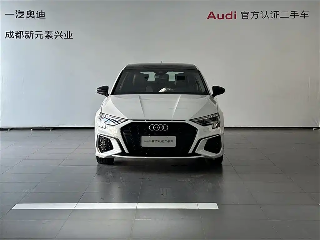 Audi A3 2023 — фото 2