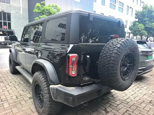 Ford Bronco 2025