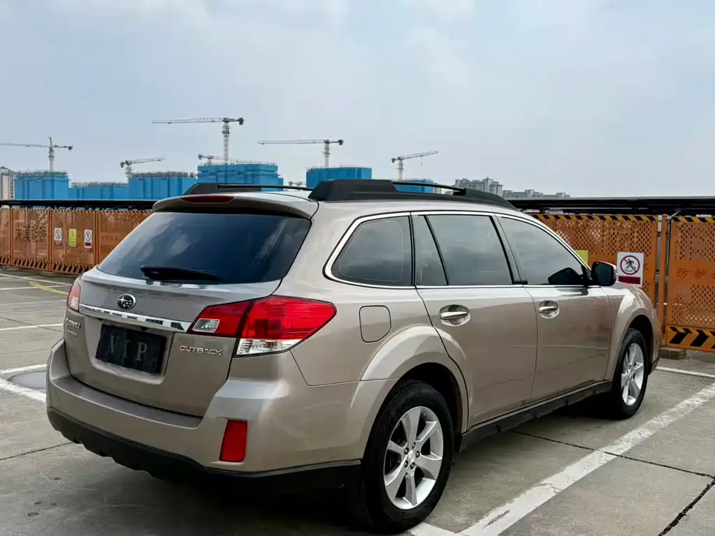Subaru Outback 2013 — фото 5