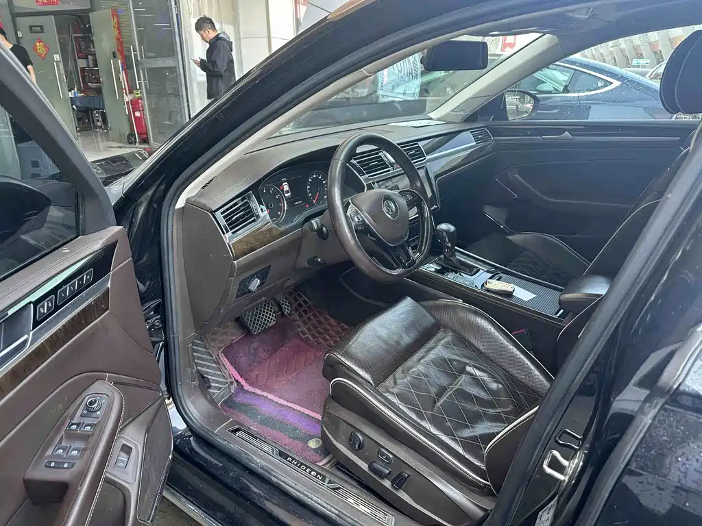 Volkswagen Phideon 2018 — фото 2