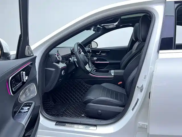 Mercedes-Benz C-Class 2022 — фото 14