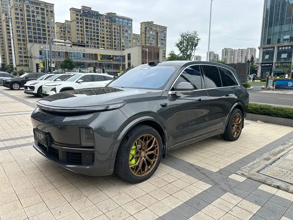 Li Auto Li L8 2024