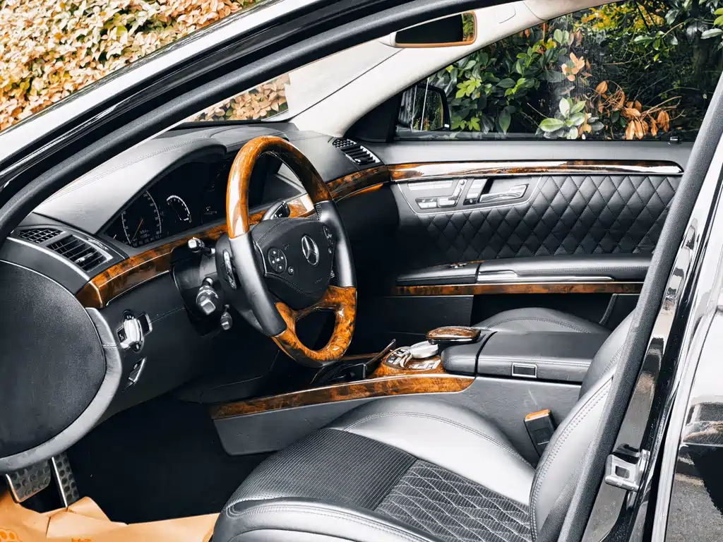 Mercedes-Benz S-Class AMG 2011 — фото 7