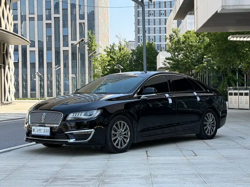 Lincoln MKZ 2018