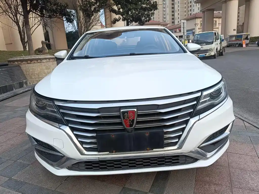 Roewe i6 New Energy 2019 — фото 2