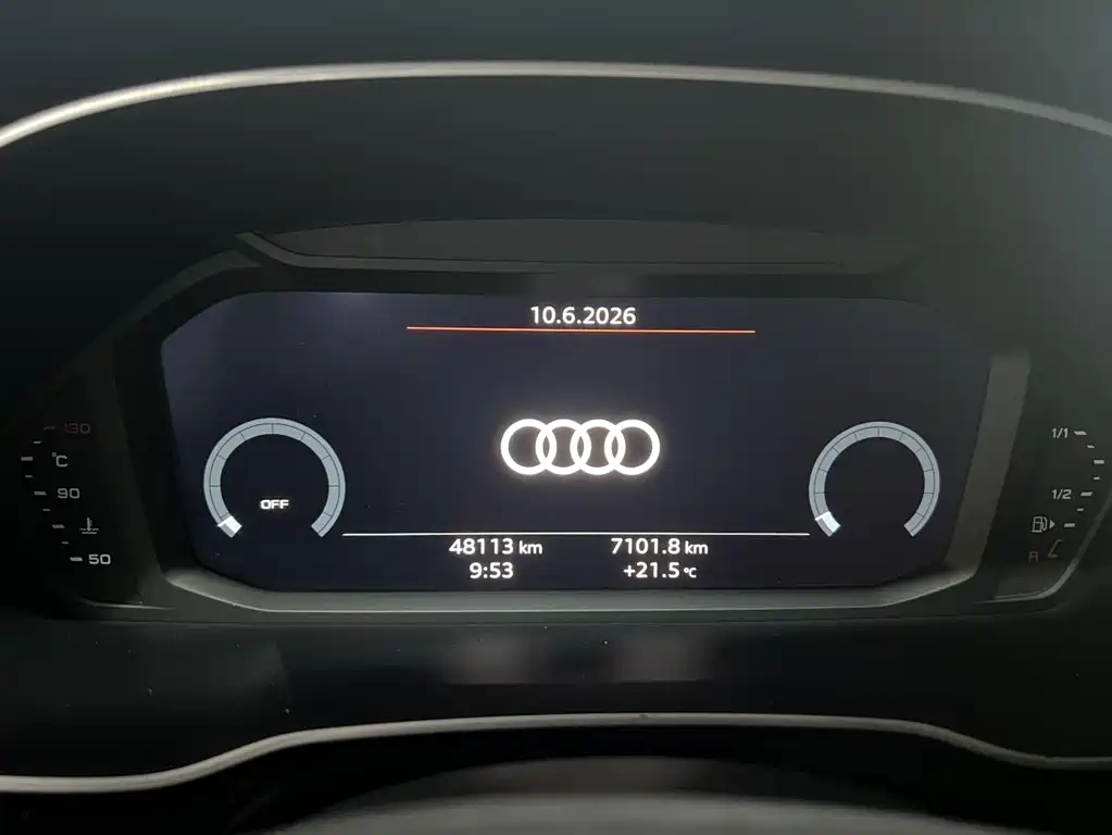 Audi Q3 2022 — фото 9