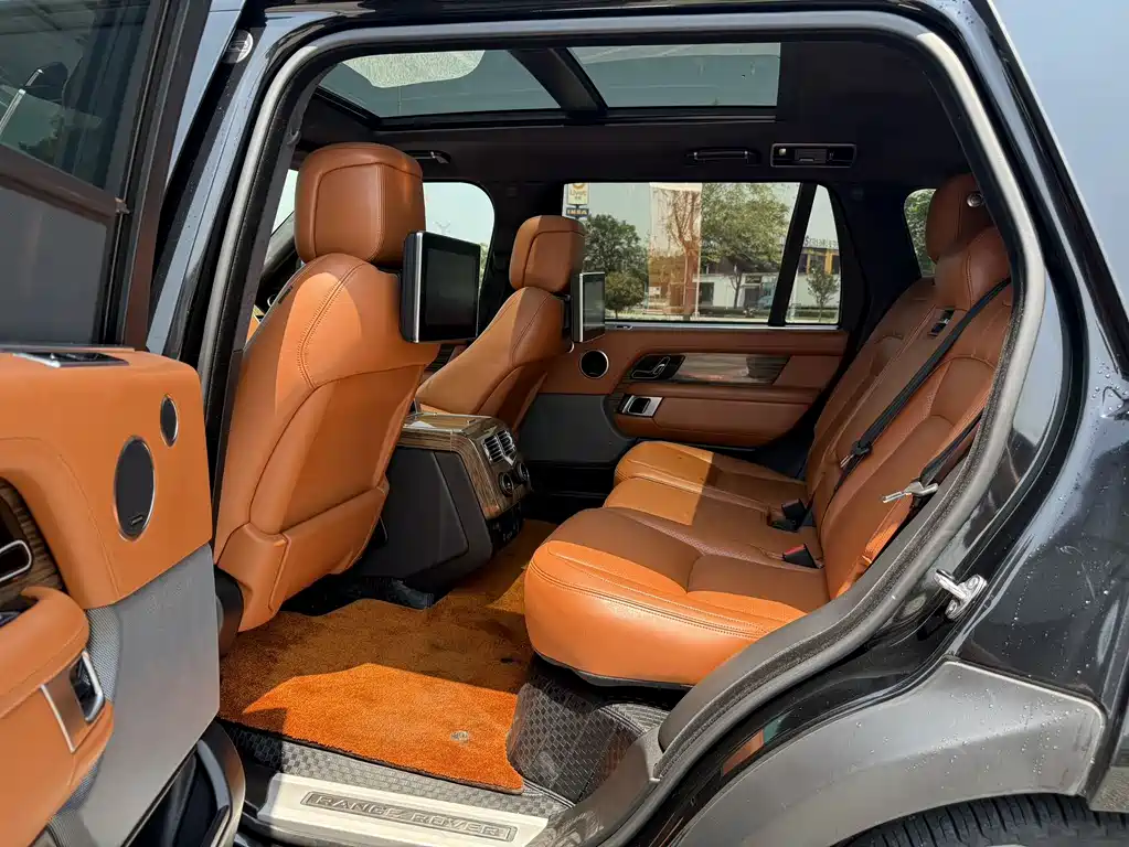 Land Rover Range Rover 2019 — фото 11