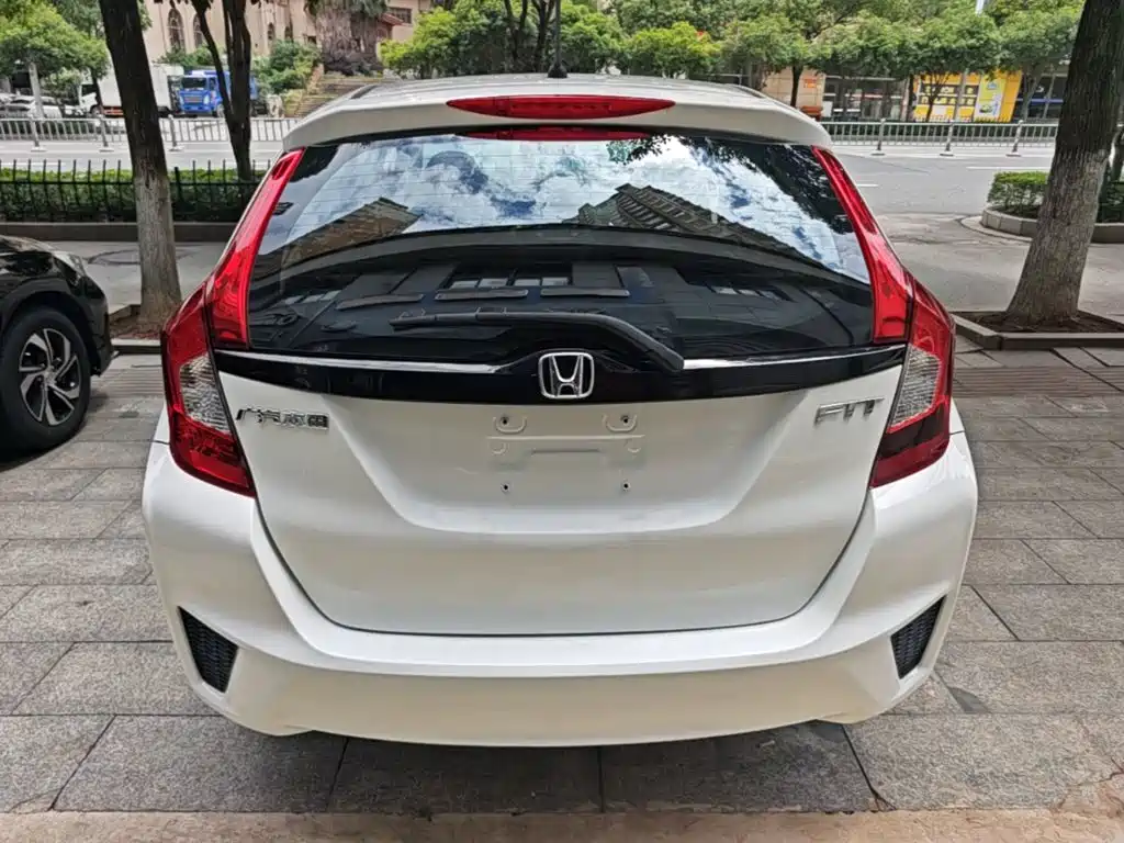 Honda Fit 2023 — фото 6