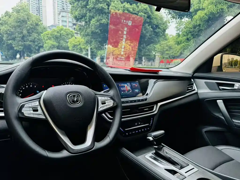 Changan CS35PLUS 2020 — фото 15