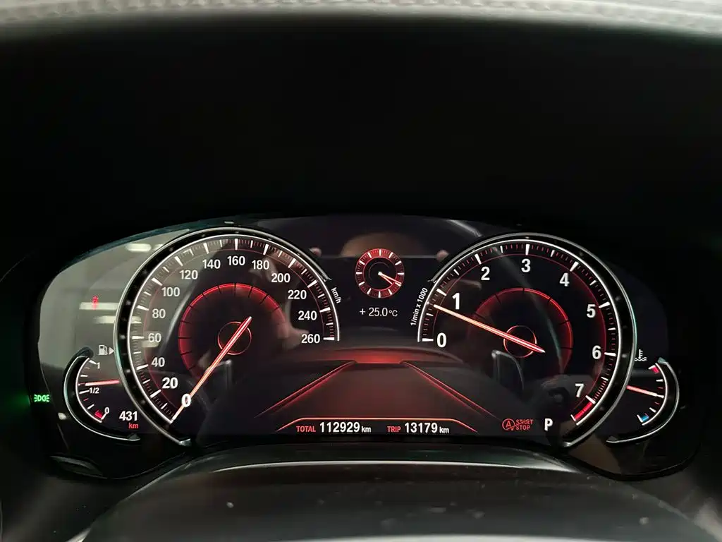 BMW 7 Series 2018 — фото 15