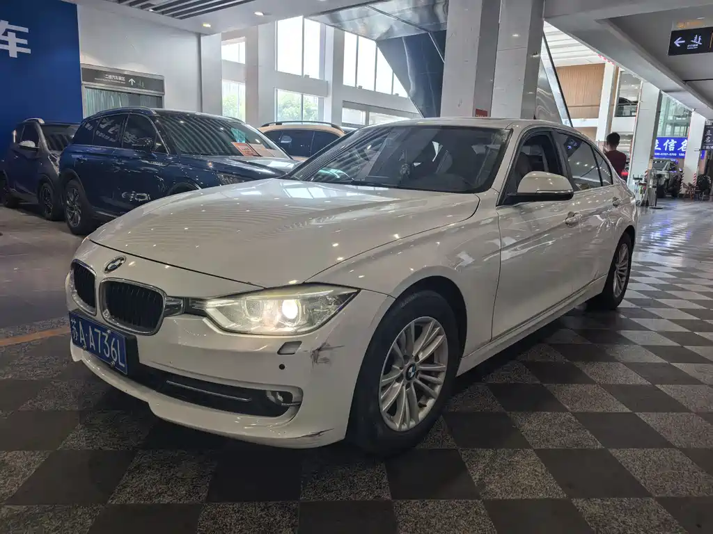 BMW 3 Series 2014 — фото 1