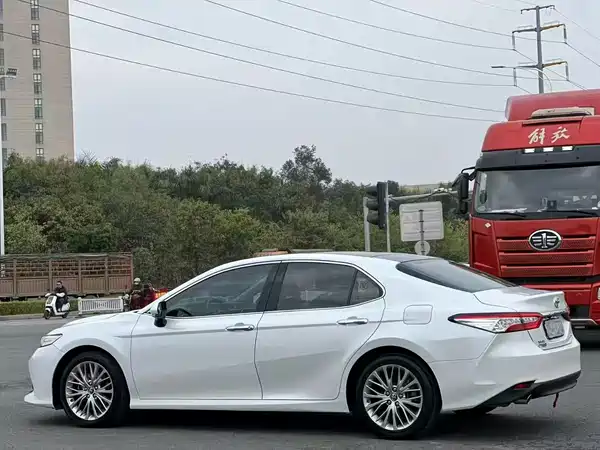 Toyota Camry 2018