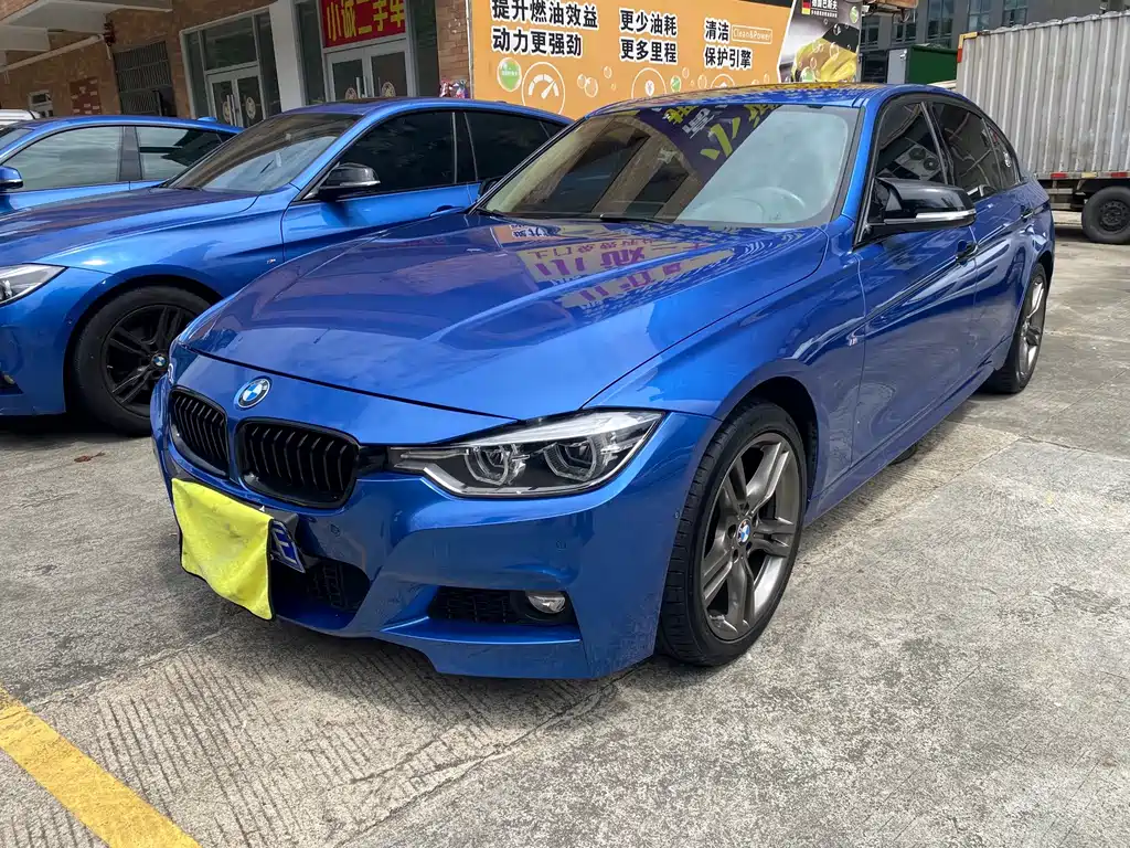 BMW 3 Series 2018 — фото 1