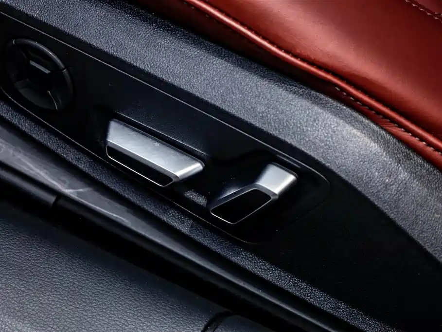Audi A7L 2024 — фото 26